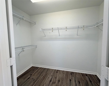 2821 Saddlebred Trail - Photo Thumbnail 13