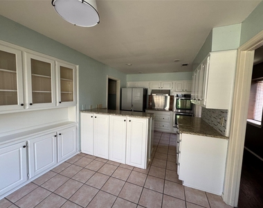 3509 Steven Drive - Photo Thumbnail 8