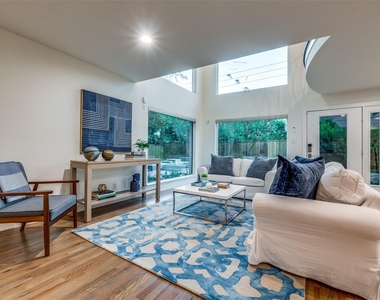 5908 Melshire Drive - Photo Thumbnail 11