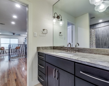 5908 Melshire Drive - Photo Thumbnail 21