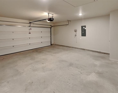 12700 Elba Drive - Photo Thumbnail 13