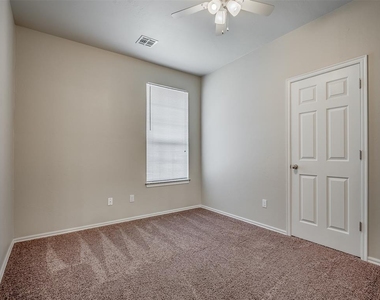 11205 Nw 6th Terrace - Photo Thumbnail 17