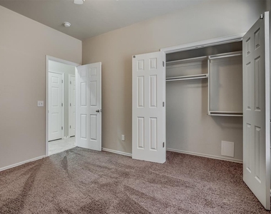 11205 Nw 6th Terrace - Photo Thumbnail 15