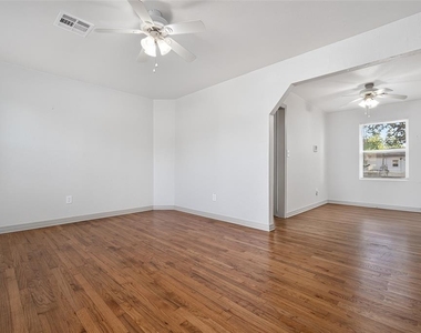 7014 Nw 45th Street - Photo Thumbnail 6