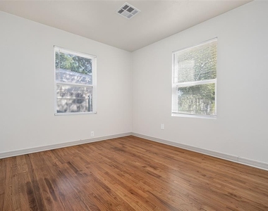 7014 Nw 45th Street - Photo Thumbnail 12