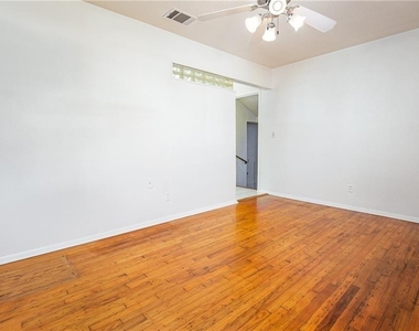 4428 Se 40th Street - Photo Thumbnail 5