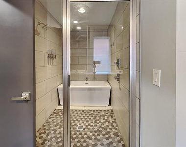 7129 Nw 146th Street - Photo Thumbnail 9