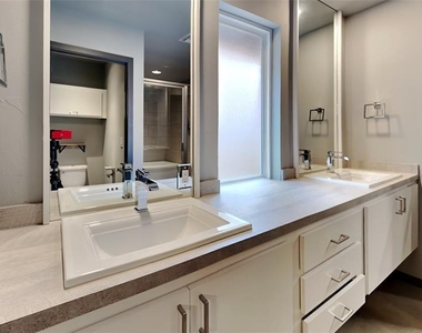7129 Nw 146th Street - Photo Thumbnail 8