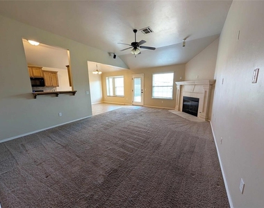 621 Apple Tree Lane - Photo Thumbnail 1