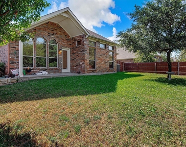 635 Blue Sky Drive - Photo Thumbnail 20