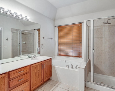 635 Blue Sky Drive - Photo Thumbnail 13