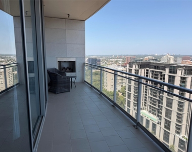 2900 Mckinnon Street - Photo Thumbnail 15