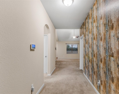 1401 Park Trails Boulevard - Photo Thumbnail 2