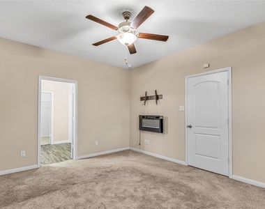1401 Park Trails Boulevard - Photo Thumbnail 25