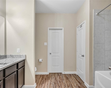 1401 Park Trails Boulevard - Photo Thumbnail 23