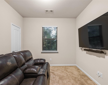 1401 Park Trails Boulevard - Photo Thumbnail 16