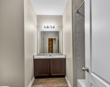 1401 Park Trails Boulevard - Photo Thumbnail 12