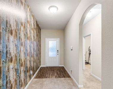 1401 Park Trails Boulevard - Photo Thumbnail 15