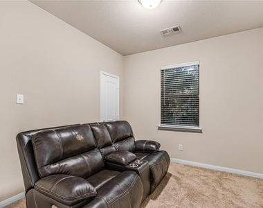 1401 Park Trails Boulevard - Photo Thumbnail 17