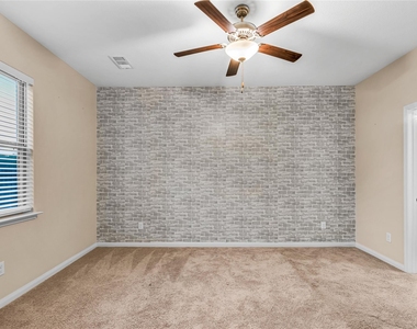 1401 Park Trails Boulevard - Photo Thumbnail 28