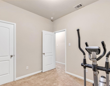 1401 Park Trails Boulevard - Photo Thumbnail 5