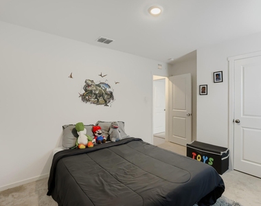 1619 Grassy Pond Road - Photo Thumbnail 23