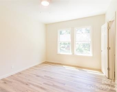 506 E Marion Street - Photo Thumbnail 10