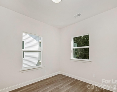 2309 Ellen Avenue - Photo Thumbnail 13