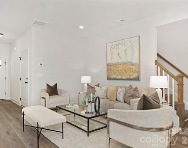 2309 Ellen Avenue - Photo Thumbnail 3