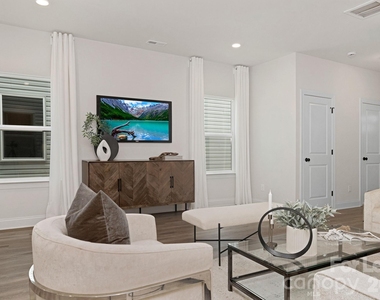2309 Ellen Avenue - Photo Thumbnail 5