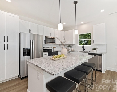 2309 Ellen Avenue - Photo Thumbnail 8