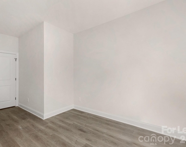 2309 Ellen Avenue - Photo Thumbnail 11