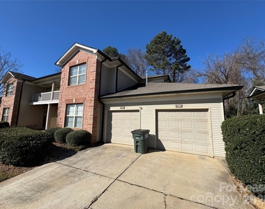 7333 Michaels Landing Drive - Photo Thumbnail 1