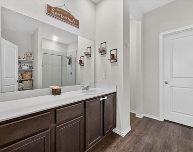 3108 Herrera Drive - Photo Thumbnail 10