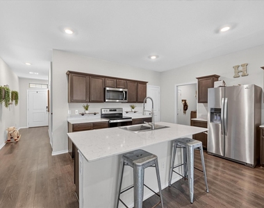 3108 Herrera Drive - Photo Thumbnail 2