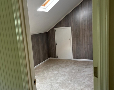 2417 Lynwood Drive - Photo Thumbnail 19
