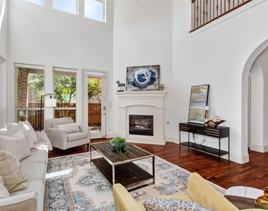846 Deerfield Road - Photo Thumbnail 14