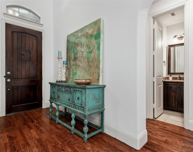 846 Deerfield Road - Photo Thumbnail 1