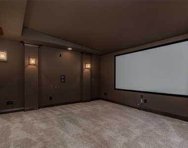 846 Deerfield Road - Photo Thumbnail 35