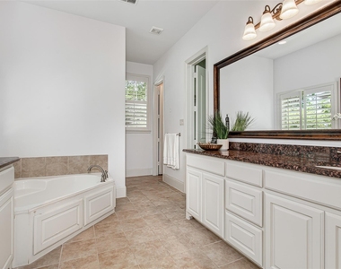846 Deerfield Road - Photo Thumbnail 21