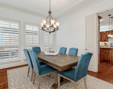 846 Deerfield Road - Photo Thumbnail 5
