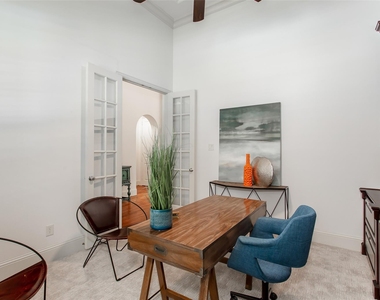 846 Deerfield Road - Photo Thumbnail 3