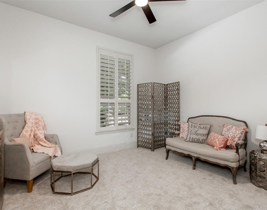 846 Deerfield Road - Photo Thumbnail 25