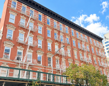 26 King Street - Photo Thumbnail 5