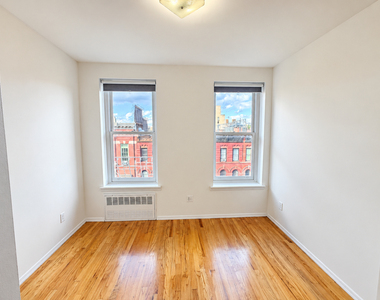 26 King Street - Photo Thumbnail 6
