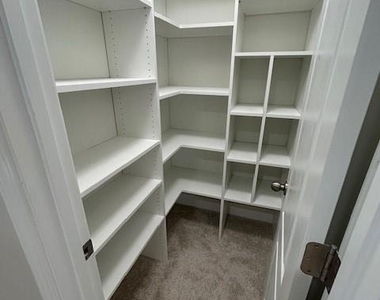 8245 Viewpoint Lane - Photo Thumbnail 22