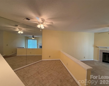 18809 Nautical Drive - Photo Thumbnail 10