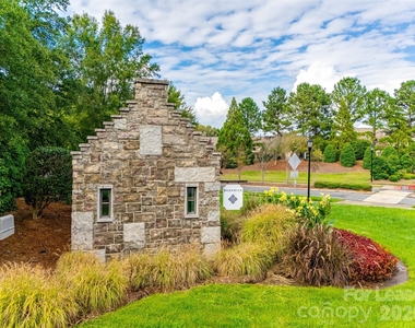 9736 Springholm Drive - Photo Thumbnail 29