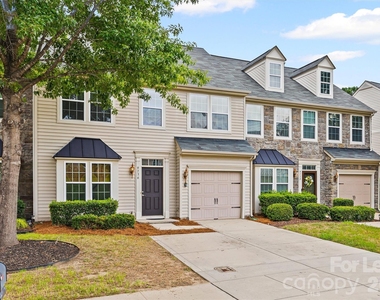 9736 Springholm Drive - Photo Thumbnail 24