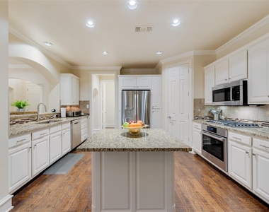 4400 Saint Andrews Boulevard - Photo Thumbnail 12